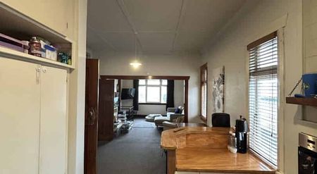 Family-Friendly Home with Space, Warmth, and Functionality - Photo 5