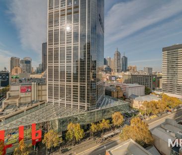 2908/285 La Trobe Street, Melbourne - Photo 2