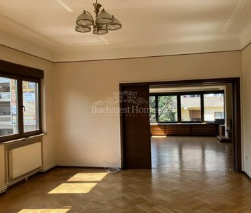 Stunning Four Bedroom Heritage Art-Deco Apartment - Piata Romana - Photo 2