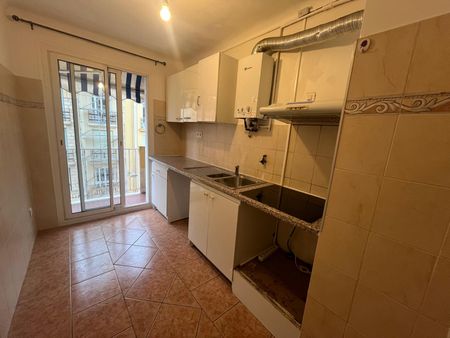 Location Appartement 3 pièces 51m² NICE 06300 - Photo 5
