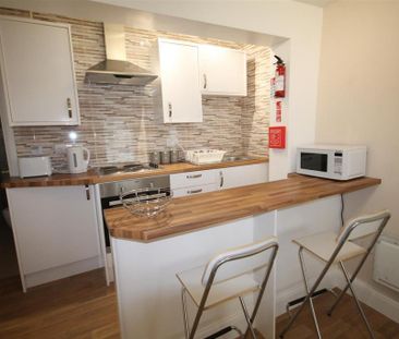 1 bedroom private hall to rent - Photo 4