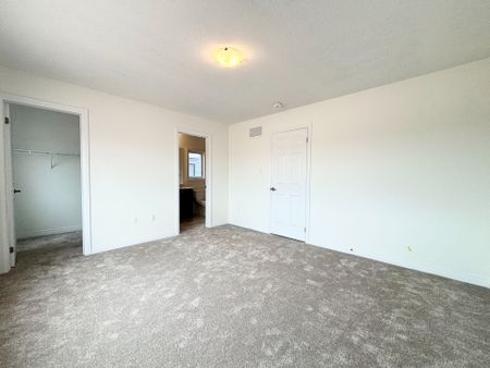 For Lease - 132 PORT Crescent, Welland, Ontario - Photo 5