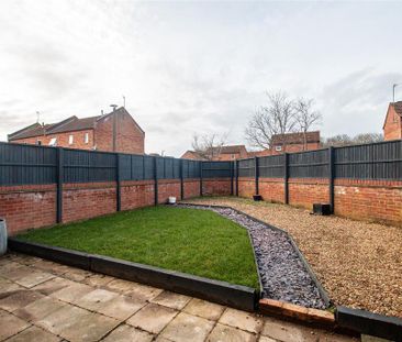 3 bedroom end of terrace house to rent - Photo 5