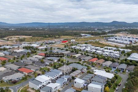 One Bedroom Townhouse in Coomera - Ready To Call Home - Photo 2