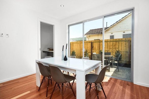 2/3 Edmund Street, Maidstone VIC 3012 - Photo 1