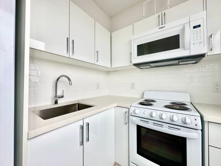 For Lease - 33 Isabella Street Unit# 1213, Toronto, Ontario - Photo 5
