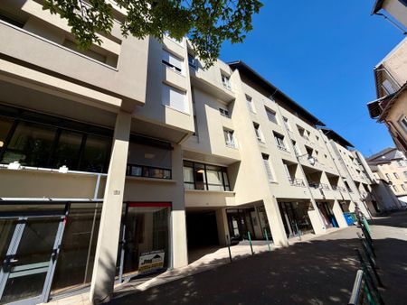 Location Appartement 1 pièce 36m² LIMOGES 87000 - Photo 2