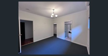 Stylish 3-Bedroom Executive Townhouse in Prime Location - Photo 4