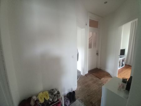 Schöne Altbauwohnung in der Falkenstraße 34, 3 Zi.-Whg. ca. 61qm, FREI zum 01.01.2025 - Photo 4