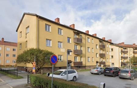 Örebro - 2rok - 6mån - 6.900kr/mån - Photo 3