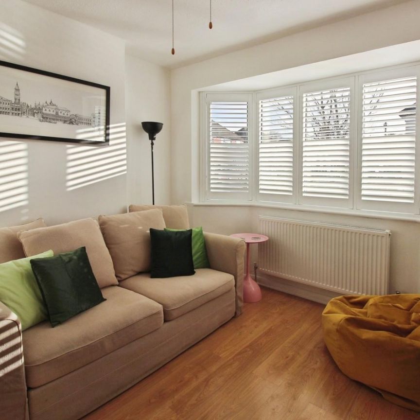 4 bedroom House To Let - Photo 1