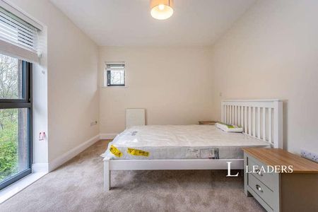 Waterside House, Woodley Headland, Peartree Bridge, Milton Keynes, MK6 - Photo 4