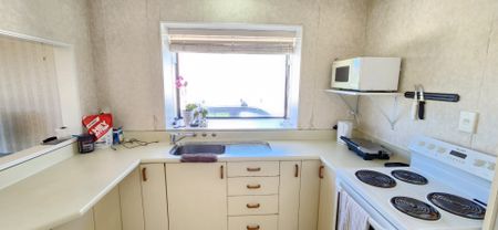 Unit 2, 11 Te Ngaere Place, Merrilands, New Plymouth - Photo 5