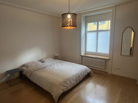 Zentrale gemütliche 3.5 Zimmer Altbauwohnung in Zürich - Foto 2