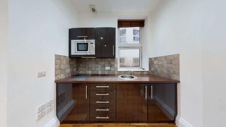 Studio to rent - Photo 5