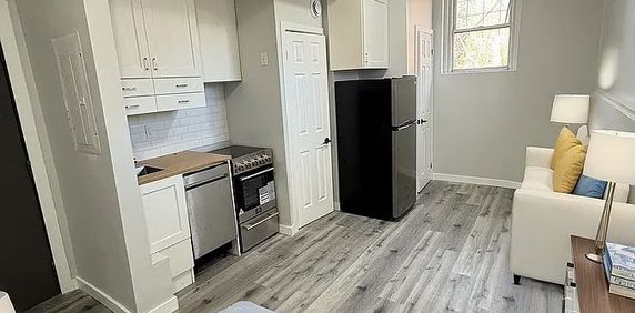 For Lease - 372 Darling Street Unit# 12, Brantford, Ontario - Photo 2