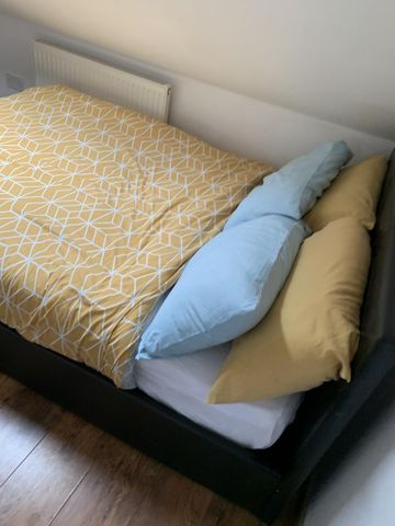 1 bedroom in a house share to rent - Photo 3
