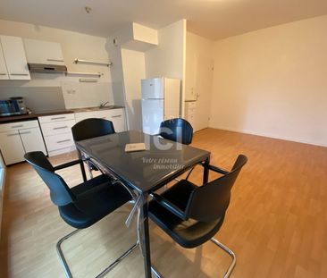 Location Appartement 2 pièces 39m² - Photo 3