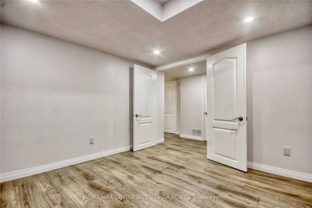 3554 Stonecutter Crescent #Bsmt - Photo 2