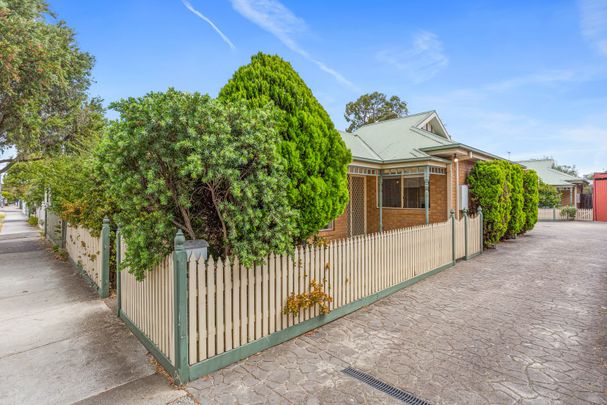 1/106 Arthur Street, Fairfield VIC 3078 - Photo 1