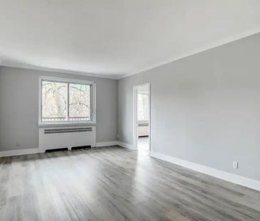 MacDonald & Clanranald Appartements | 5000 Clanranald Avenue, Montreal - Photo 1