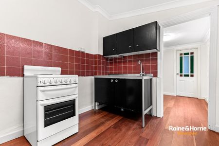 36 Egan Street, Newtown, NSW 2042 - Photo 2