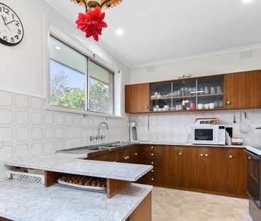 26 Lynden Grove, Mount Waverley - Photo 2