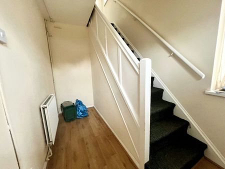 Clayton Road, Newcastle-Under-Lyme, ST5 - Photo 2