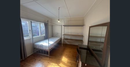 1-Bedroom Flat in a Convenient Mount Colah Location - Photo 3