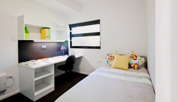 2 Bedrooms Apartment - Photo 1