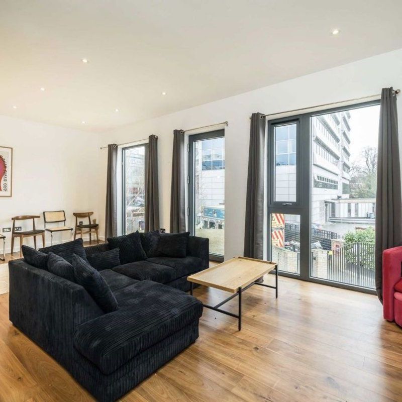 Gunnersbury Mews, Chiswick, W4 - Photo 1