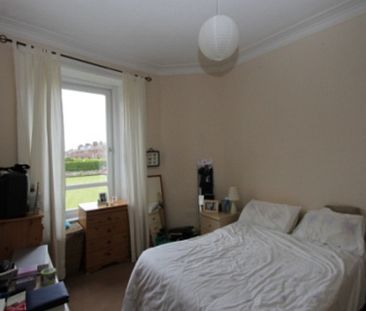 2 Bedroom Property To Rent - Photo 2