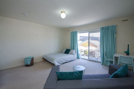 23/212 Hampden Road, Crawley WA 6009 - Photo 2