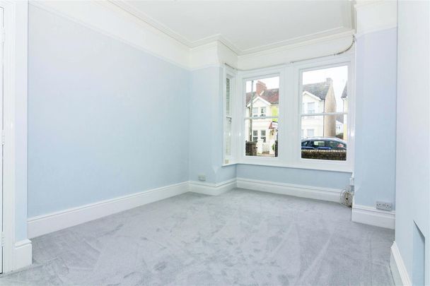 Harrow Road, Worthing - Photo 1