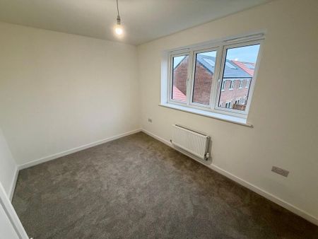 3 bedroom semi-detached house to rent - Photo 3