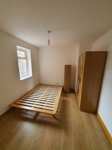 4 Bed Terraced House, Butler Street, M4 - Photo 4