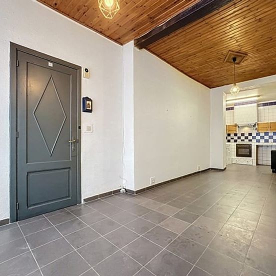 Appartement te huur - Photo 1