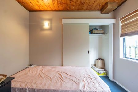 Three Bedroom Oasis - Photo 5