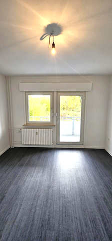 Toll geschnittene 2-Zimmer-Wohnung mit Balkon im EG! - Photo 5
