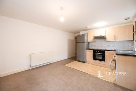1 bedroom apartment to rent Alhambra Road, Southsea, PO4 - Photo 5