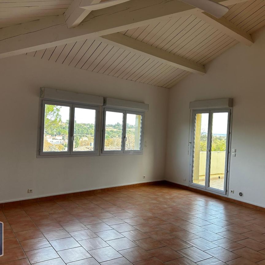 Location Appartement 3 pièces 99m² CLERMONT L HERAULT 34800 - Photo 1