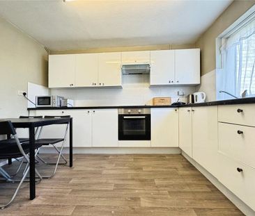 1 bedroom property to rent - Photo 2