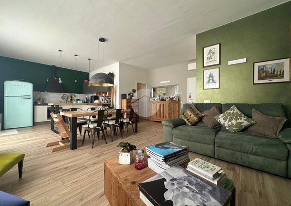 Porzione di bifamiliare in affitto