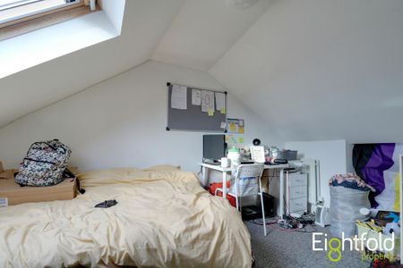 6 bedroom terraced house to rent - Photo 3