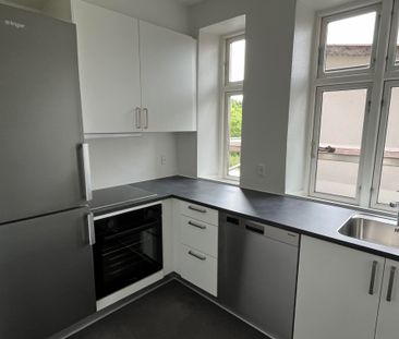 Hyggelig lejlighed i Ø-gaderne - Photo 1