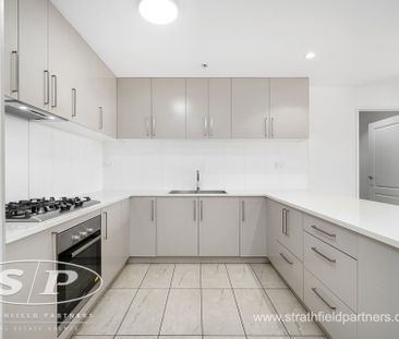 Modern Apartment With Great Views - Photo 5