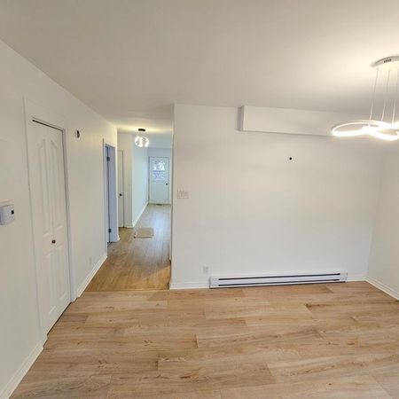 5 1/2 logement à louer - Photo 4