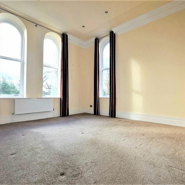 Holly Royde House, Didsbury - Photo 1