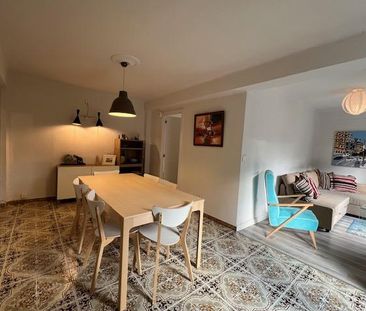 Piso de un dormitorio con vistas - Foto 2