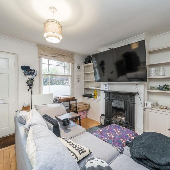 2 bedroom terraced house to rent - Photo 1